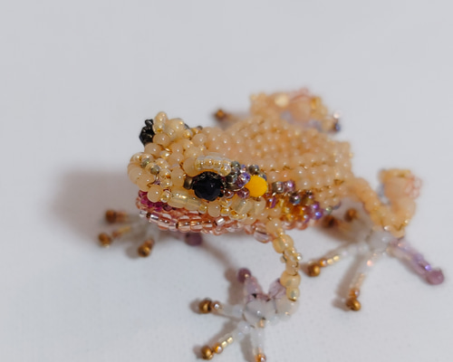 カエル　ジルコニア　置物 Amazon.co.jp: かわいい カエルの置物 石の上 にも かえる 飾り 置物