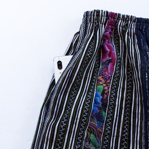 モン族刺繍ワイドパンツ 9　ガウチョパンツ * 86cm丈 * 民族古布　エスニック 9枚目の画像