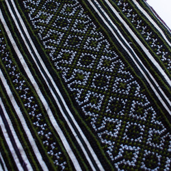 モン族刺繍ワイドパンツ 9　ガウチョパンツ * 86cm丈 * 民族古布　エスニック 4枚目の画像