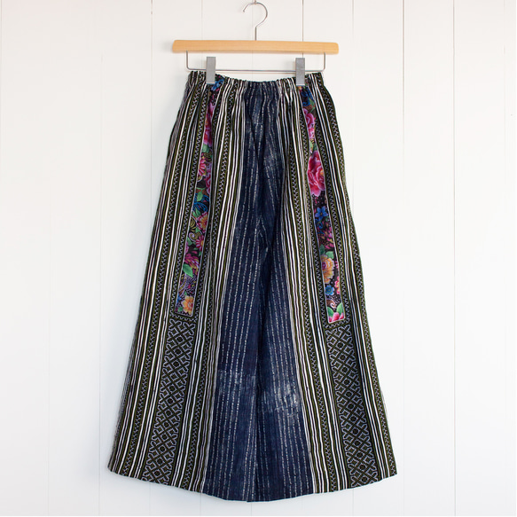 モン族刺繍ワイドパンツ 9　ガウチョパンツ * 86cm丈 * 民族古布　エスニック 2枚目の画像