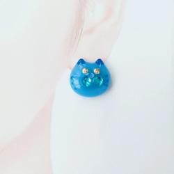 しあわせの青い猫ピアス(パーツ変更可能) 3枚目の画像