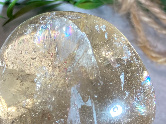 万華鏡✿*:・ レインボー スモーキークォーツ 　原石　タンブル 9枚目の画像