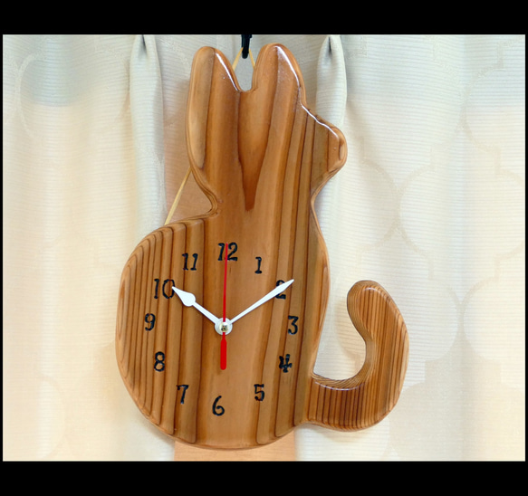 ◇◇プレゼントにピッタリ！手作りの木製壁掛けネコ時計 おす