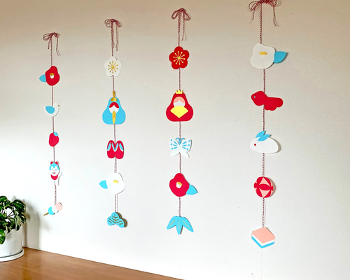 トールペイント作品　ひな祭り 木製 壁掛け リボン付き　春夏秋冬の飾り トールペイント作品 ひな祭り 木製 壁掛け リボン付き 春夏秋冬