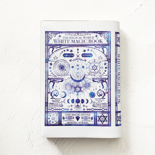 魔法の本のような架空の魔導書