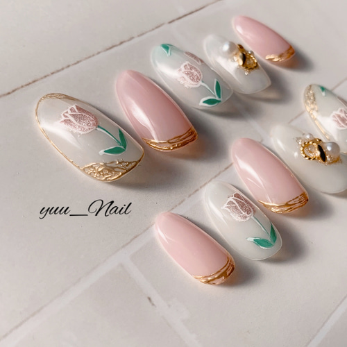 011】ネイルチップ マグネットネイル 春 チューリップ 花 シンプル