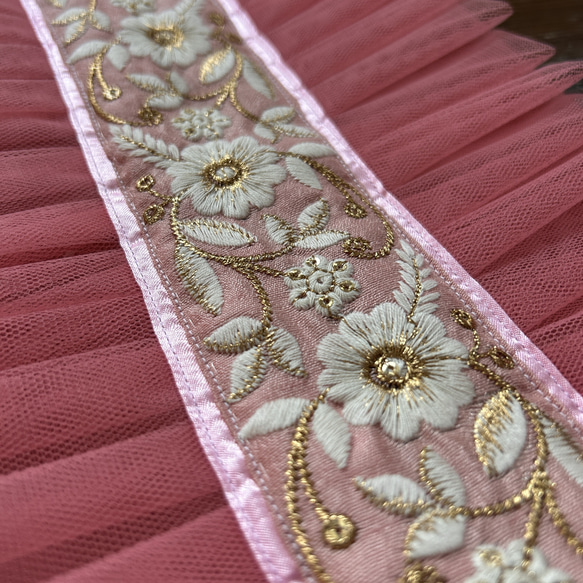 インド刺繍リボンとたっぷりフリルBag☆ピンク×ピンク 5枚目の画像