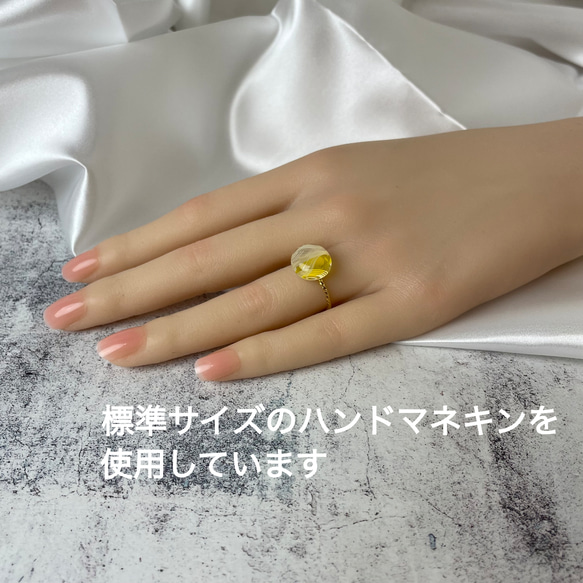 レースガラスの指輪 ミモザイエロー リング【春色新作2023】 4枚目の画像