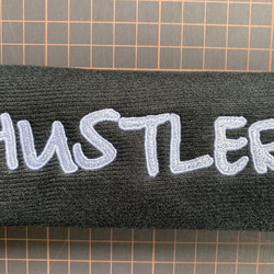 手書き風 MR41　ハスラー　刺繍　シートベルトカバー　2本セット 2枚目の画像