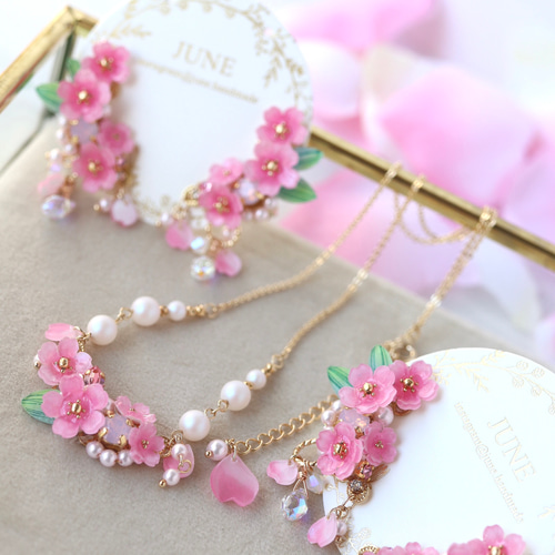 桜しゃらりん*ネックレス 花、ギフト、ピンク、春 ネックレス