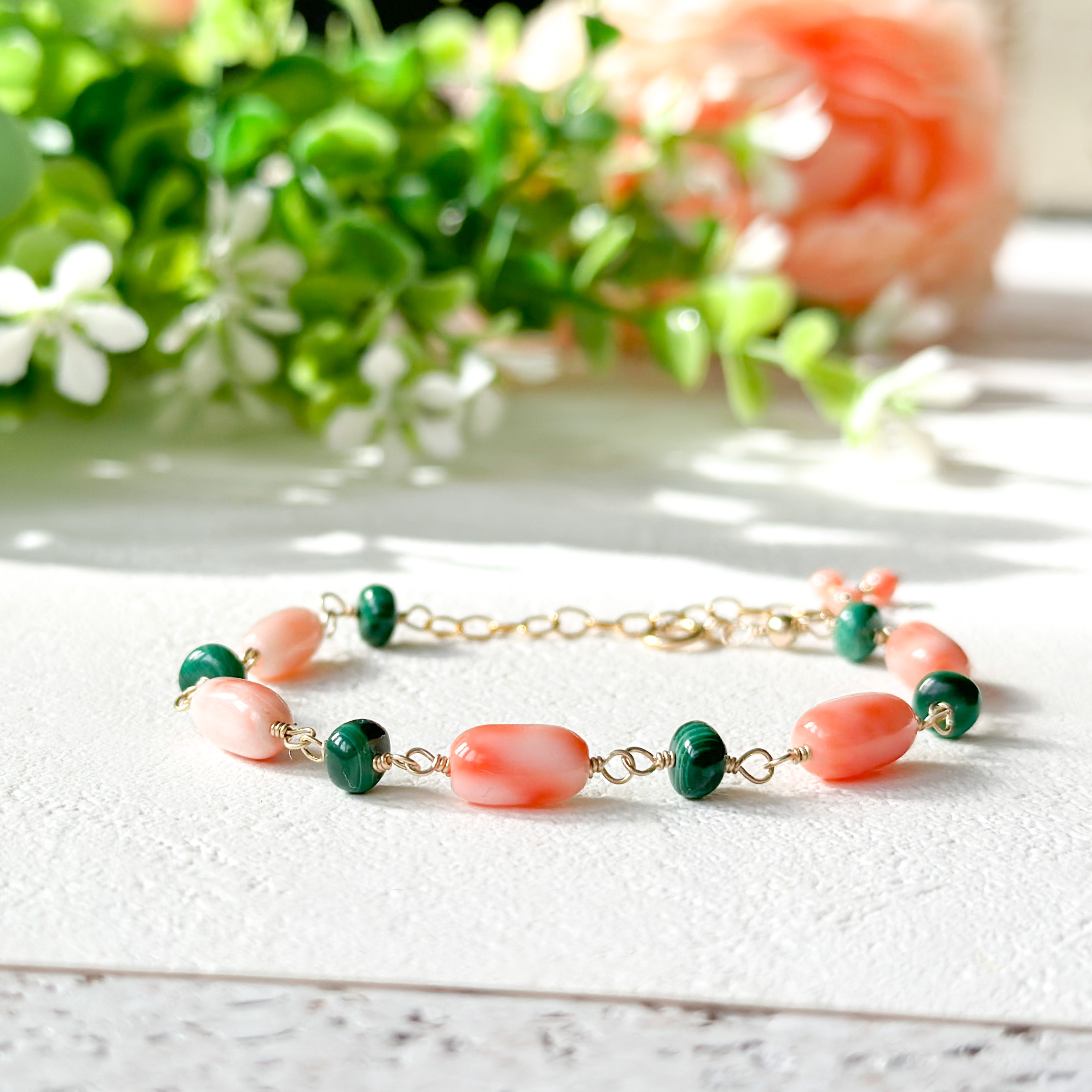 14kgf*ハワイ産ピンク珊瑚とマラカイトのブレスレット／天然石
