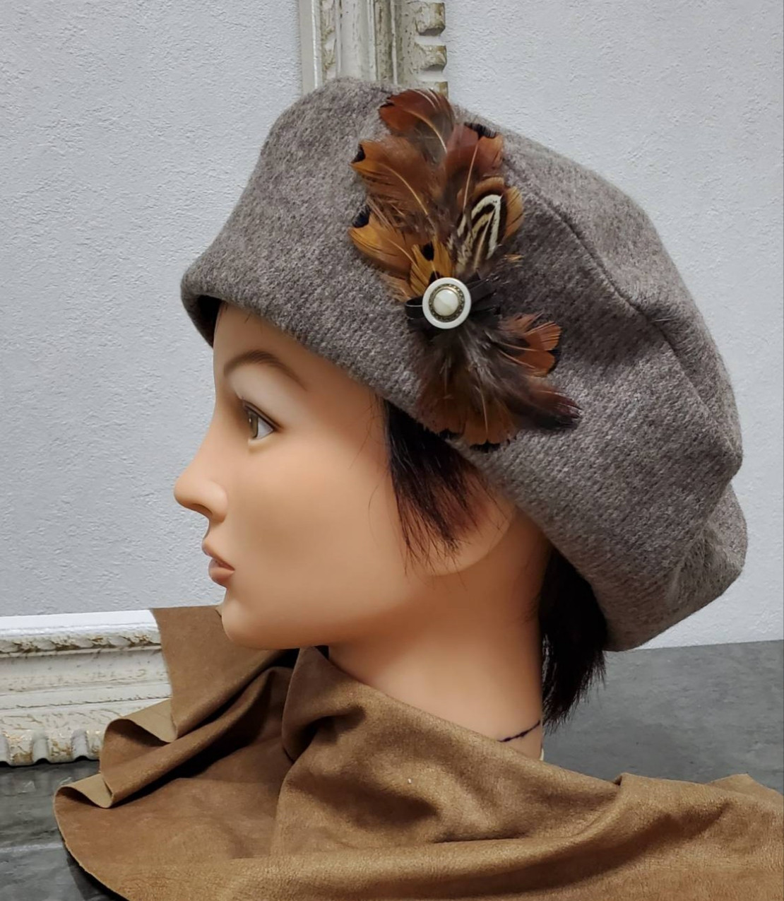 纏う…装いの帽子【コーディネートしやすいバスクベレー】暖かみのある素材でとても被りやすい帽子秋冬の装いに