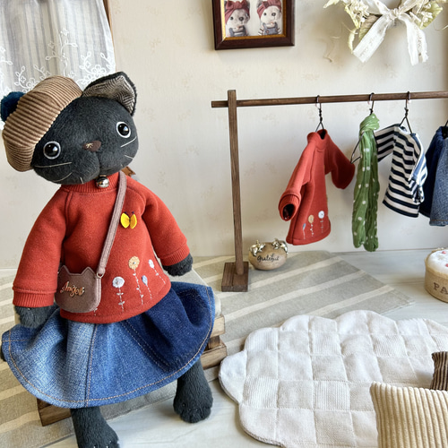 お花トレーナーの黒ねこちゃんお着替えセット❗️】靴下ぬいぐるみ  