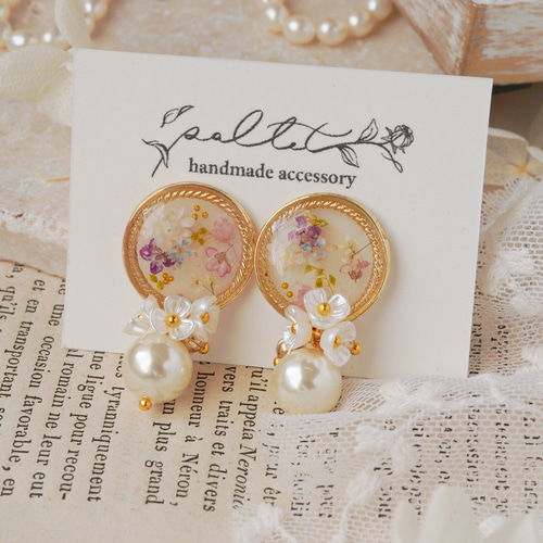 入学式にも⭐︎パールとお花の、レジンピアス、イヤリング ピアス