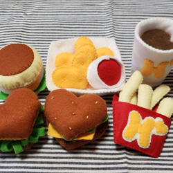 受注制作】フェルトままごと トースターセット おもちゃ・人形