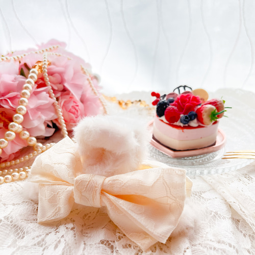 もふもふのぬいぐるみみたい♡ファーバンスクリップ 大きいリボン 白