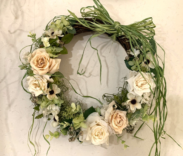 ナチュラルグリーン バラとラフィアのリース アートフラワー lirira