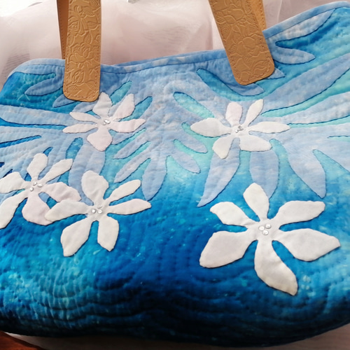 ハンドメイド☆ハワイアンキルト☆トートバッグ☆ブルー白