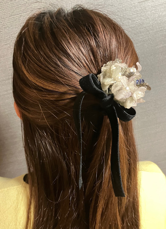 ブーケ×ベロアリボン ヘアクリップ 1枚目の画像