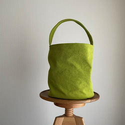 ピスタチオグリーンのフリンジバッグ 3枚目の画像