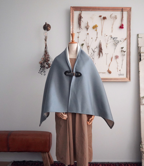 日式風格 ◎ ●100% 羊絨披肩● 雙層編織 sax x 白色 黑色皮革 第3張的照片