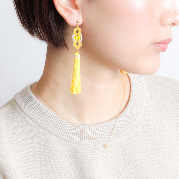 梭織花邊和珠子耳環 Seed Mimosa yellow-01 *可換成耳環 第2張的照片