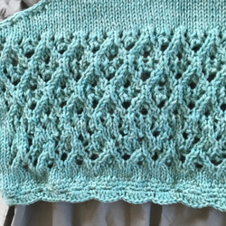 ウール100%   棒編みとかぎ針編みのベスト　編物　毛糸　M-Lサイズ 3枚目の画像