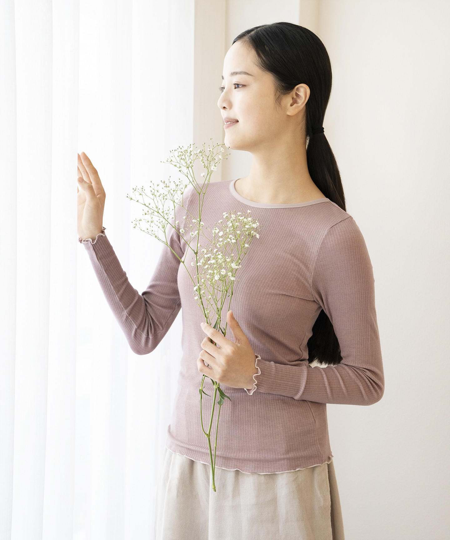 【洗える/柔らかマシュマロ素材/草木染め】カシミヤシルクリブ　クルーネック長袖インナー　ラックダイ