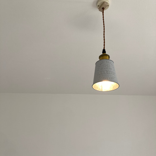 ホワイト ペンダントライト カフェ風 ブリキ モダン オシャレ照明