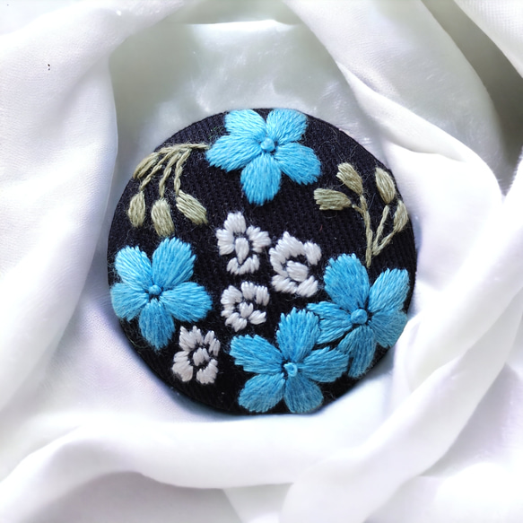 ブルースター ブーケ 刺繍 ブローチ ブローチ 霜月屋 N 