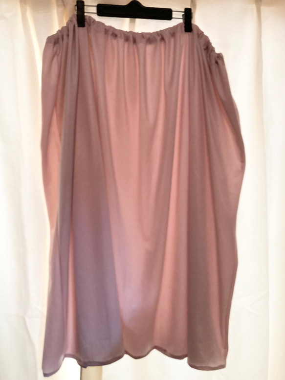 さらっとしてゆったりピンクの柔らかくて光沢があり伸縮する透けるフレアスカート(ウエストゴム)桜 14枚目の画像