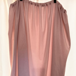 さらっとしてゆったりピンクの柔らかくて光沢があり伸縮する透けるフレアスカート(ウエストゴム)桜 7枚目の画像