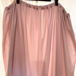 さらっとしてゆったりピンクの柔らかくて光沢があり伸縮する透けるフレアスカート(ウエストゴム)桜 12枚目の画像