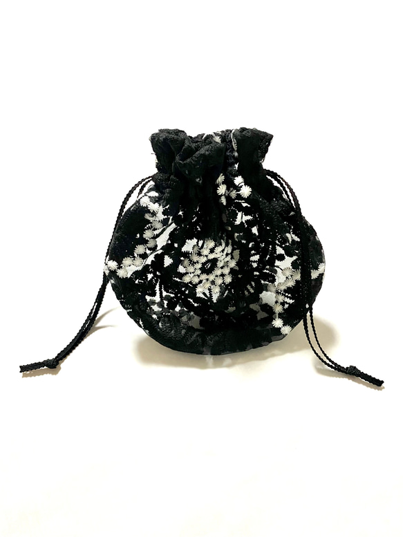 花柄刺繍の黒レース巾着＊小物入れ 巾着袋 かのこ 通販 15381985