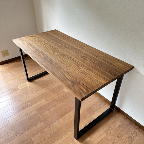 天板のみ】幅140cm 杉無垢材ダイニングテーブル天板 ※変更可(色:無料/サイズ:一部無料) ダイニングテーブル craft+  通販｜Creema(クリーマ) 15382056