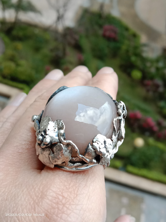 月光石手工銀戒 純銀戒指 ~ 「花好月圓」~ Orange Moonstone Silver Ring 第16張的照片