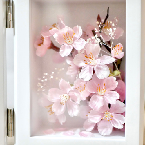 日本画 女性の姿 縦長 フレーム付き Amazon.co.jp: 上村松園『鼓の音』シルクスクリーン 人物画 日本画