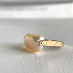 大號天然粉紅色淡水罌粟珍珠戒指，可粗略佩戴 (k14gf) 第5張的照片