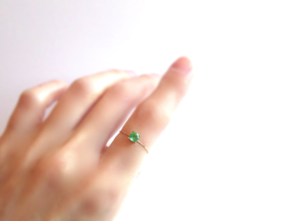 K10【五月生日石】4毫米美麗「祖母綠」刻面戒指 第12張的照片