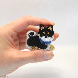 ふわもこ刺繍の柴犬(黒柴) ブローチ NO.01 7枚目の画像