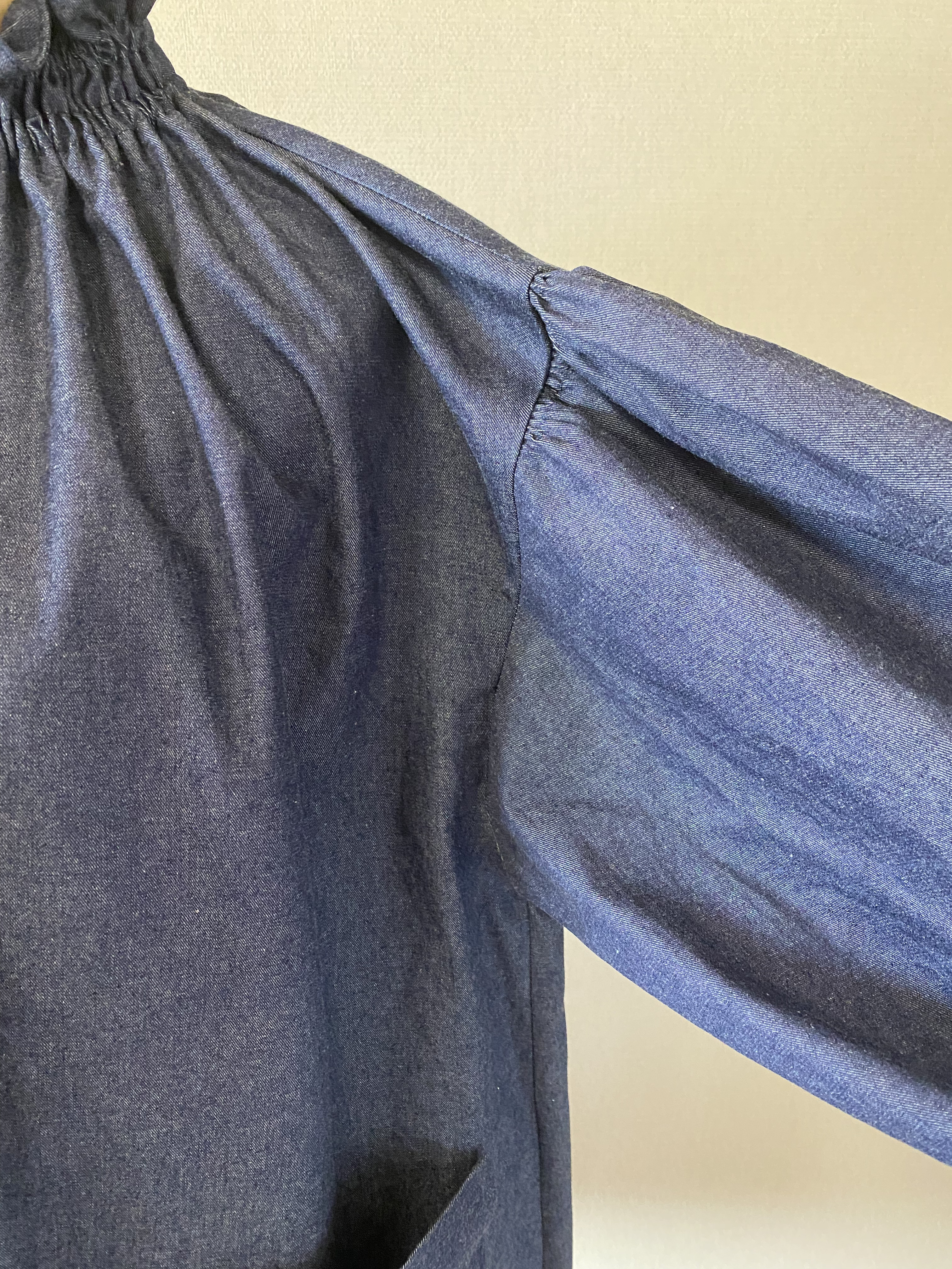 ぽわん袖　おしゃれ可愛い割烹着　6オンス岡山デニム生地