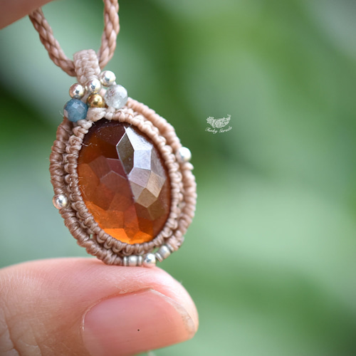 ファセットカット☆ガーネット☆マクラメネックレス 916