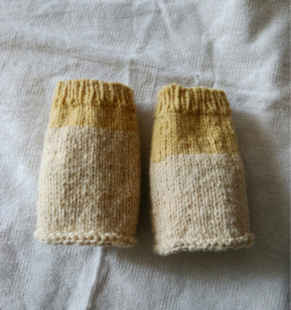 手紡ぎ羊毛のアンクルウォーマー(マリーゴールドと珈琲染) 2枚目の画像