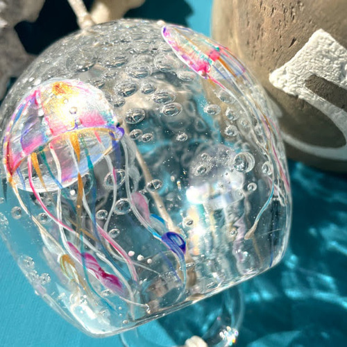 【レア配色】くらげ風鈴 クラゲ風鈴 青色 水色グラデ【未使用新品】 ガラスのクラゲ風鈴 風鈴 jewegla 通販 12228374｜Creema(クリーマ)