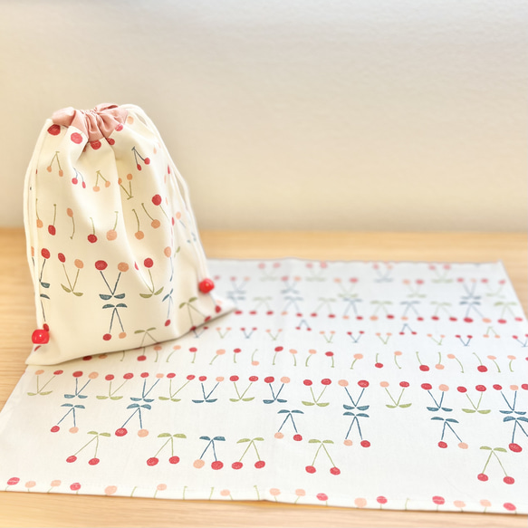 オーダー ③ ランチョンマット 巾着袋 給食袋 リボン さくらんぼ ハンドメイド オーダー ③ ランチョンマット 巾着袋 給食袋 リボン さくらんぼ