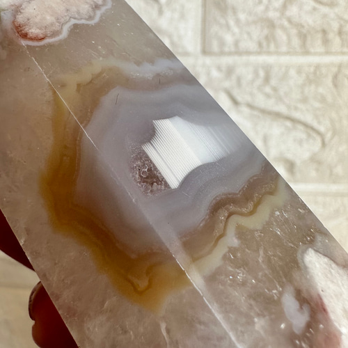 0606169  天然瑪瑙水晶共生月型 メノウ 月型 台付き 置き物 ブラジル産 アゲート 327g 瑪瑙 水晶