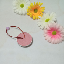 ハンドメイド くるみボタン ヘアゴム かわいい キュート おしゃれ ねこ ハート レジン液 ピンク 3枚目の画像