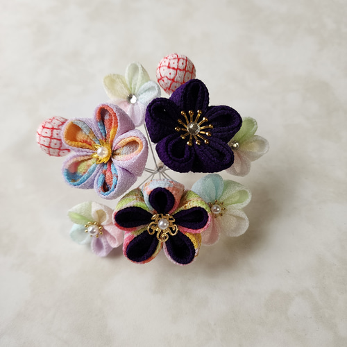 つまみ細工キット☆【自分で作る】重ね丸つまみと小花のかんざし