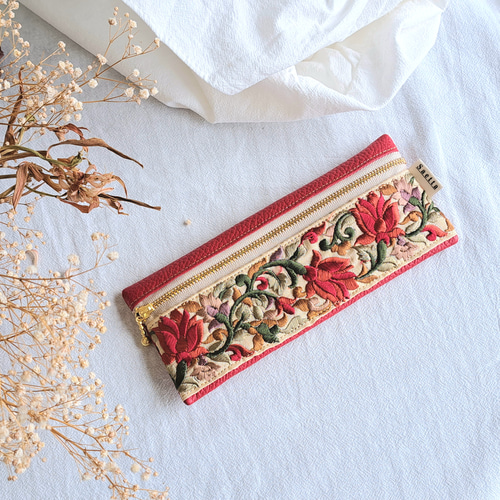 紅茶様お取引中⭐3013⭐❣️大人可愛い華やかアクセ❣️オリジナル✴インド刺繍 ギフトシリーズ ペンケース / インド刺繍 / 刺繍リボン / 小物入れ