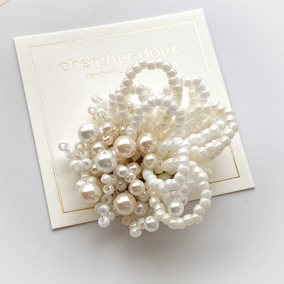 珍珠花朵胸花/胸針 - 米白色 | 儀式 | 入場儀式 | 畢業典禮 | 婚禮 [補貨] 第2張的照片